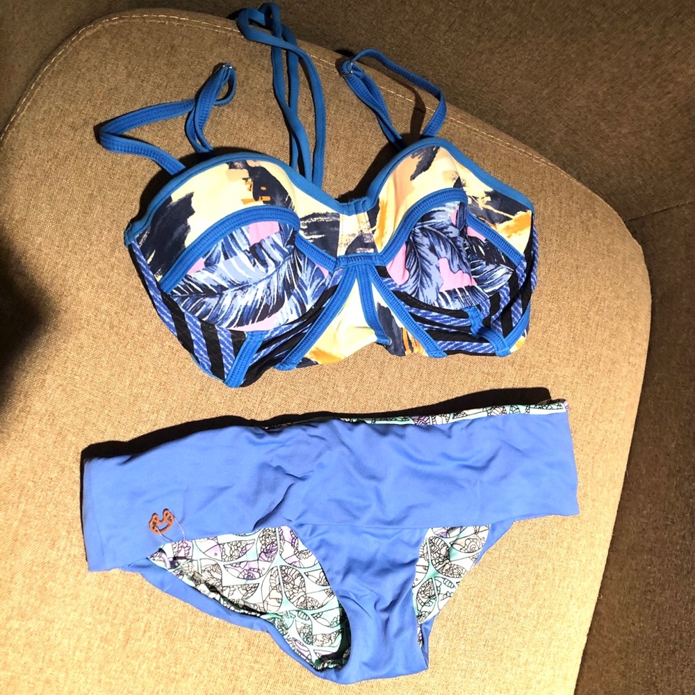 MAAJI bikini set!! Size small